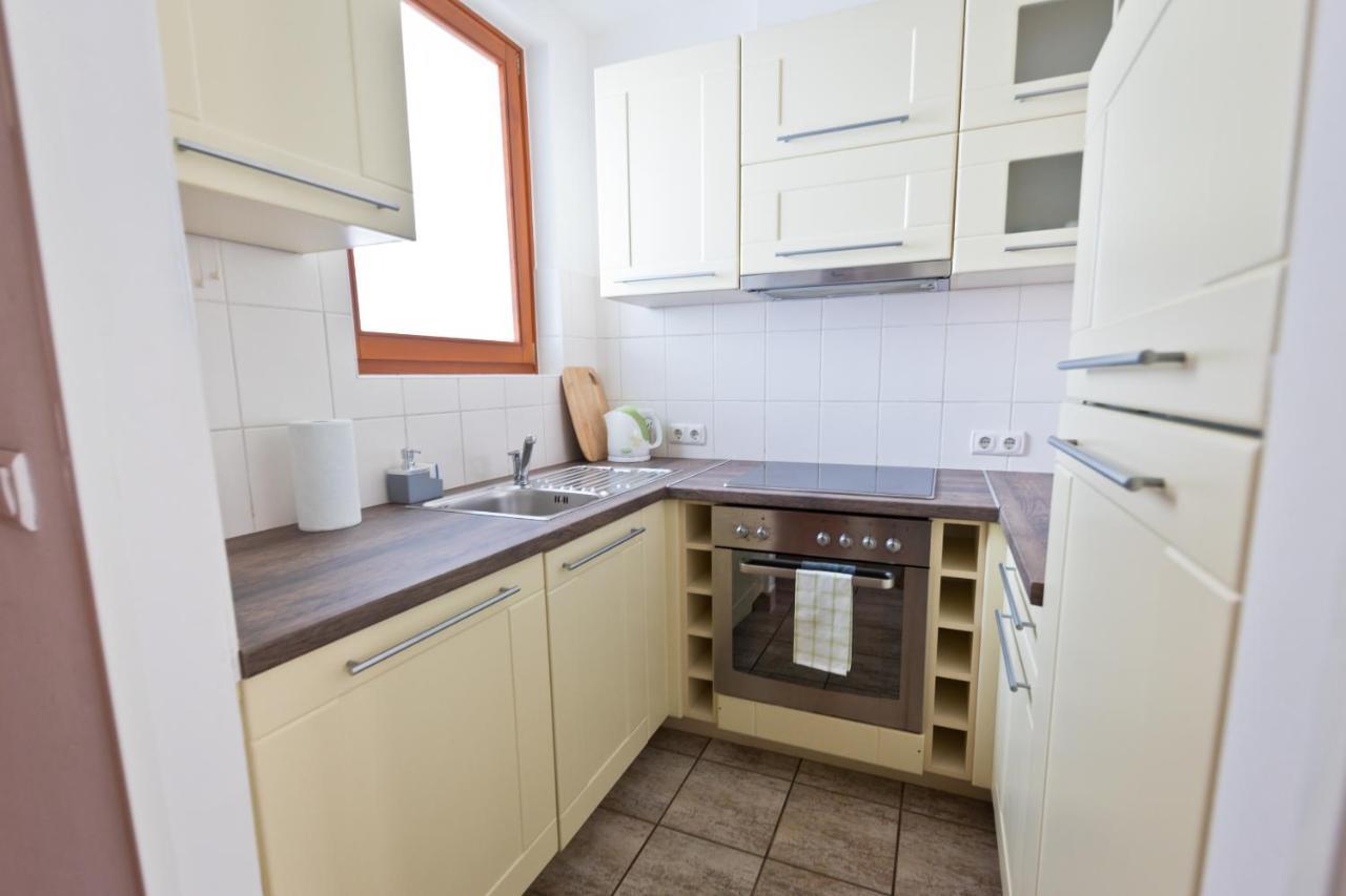 Lovag Studio Apartment Budapest Luaran gambar